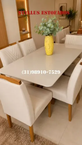 Sala de jantar com 6 cadeiras 