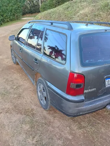 Volkswagen Parati 1000 MI 16V 2P E 4P 2000