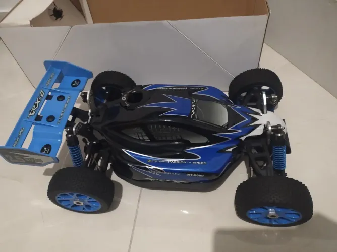 Automodelo a combustão 