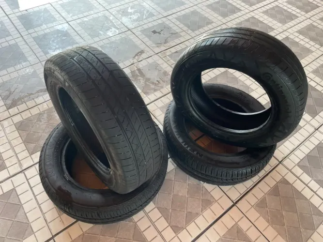 Pneus aro 15