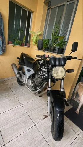 Vendo Twister 250/2002 Preta