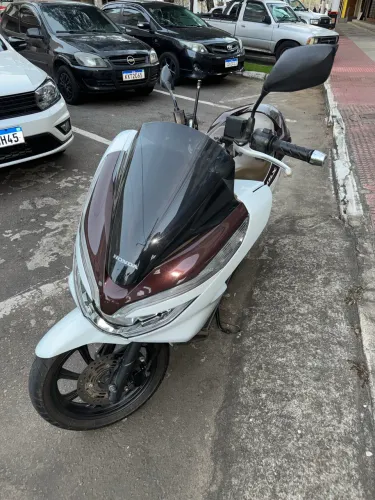 Honda / PCX 150DLX ABS branca