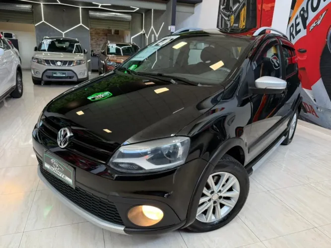 Volkswagen Crossfox 1.6 MI Total Flex 8V 5P 2014