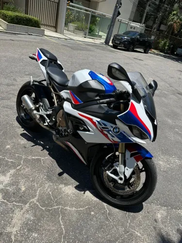 Bmw S1000 RR sem detalhes