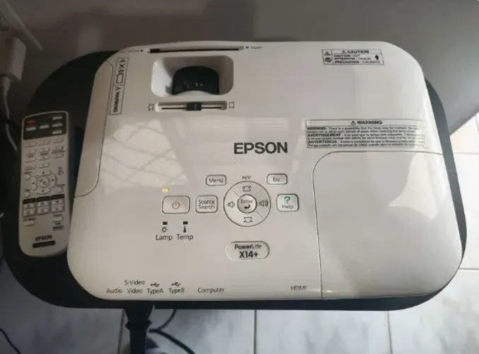 Projetor epson x14