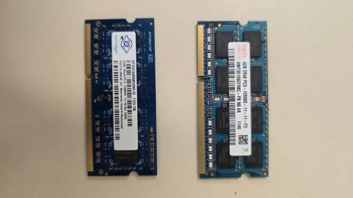 Memória RAM Notebook DDR3 1600MHz - Kit 6GB (4GB + 2GB)