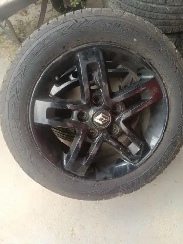 Rodas Aro 16 Pneus Goodyear TR4 Duster Renault fluence