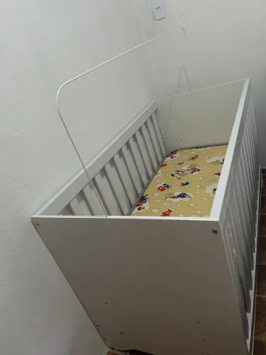 Berço com colchão