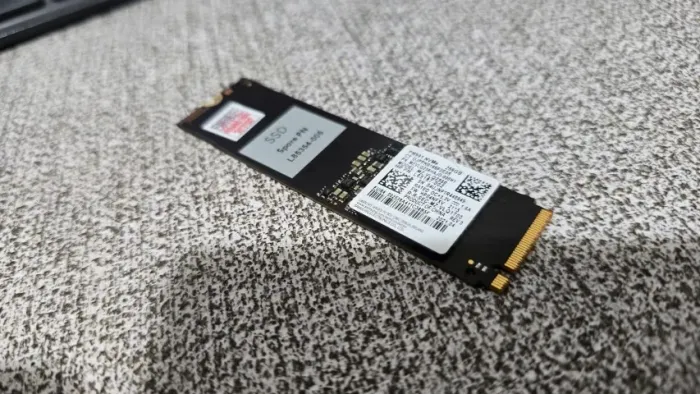 SSD Nvme SAMSUNG MZVLQ256HAJD-000H1 : 256.0 GB