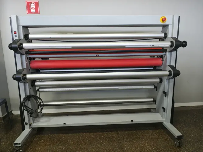 LAMINADORA MISTRAL1650 - ANO 2017