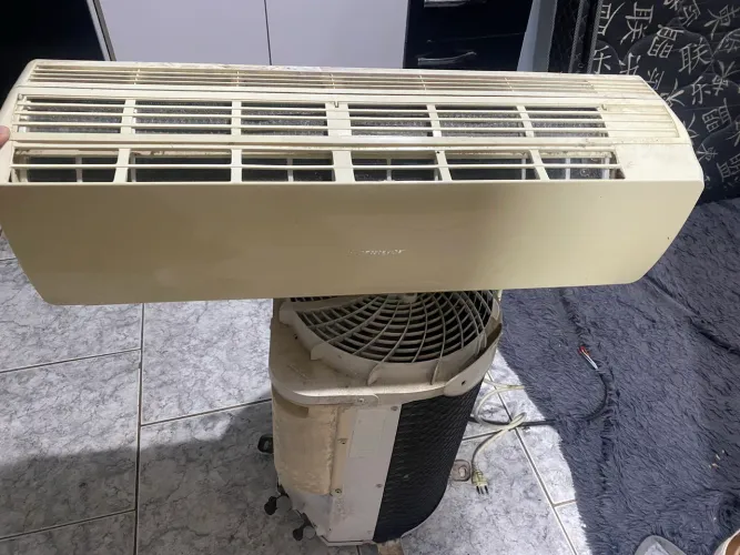 Ar condicionado 