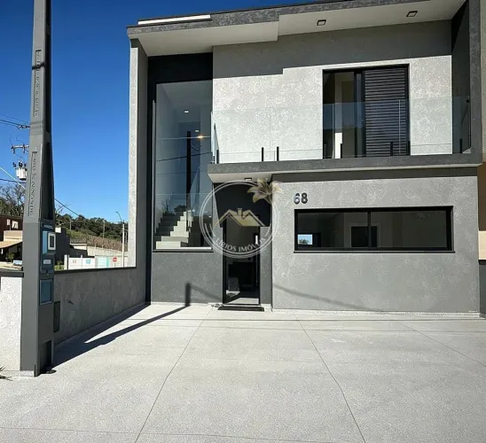 Casa a venda em condominio Fechado - R$ 845.000,00
