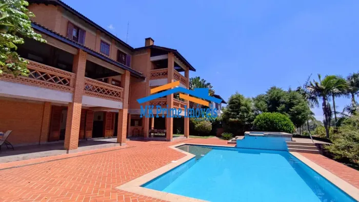 Casa em Condomínio com 1500m², venda ou locação- FAZENDINHA-CARAPICUIBA