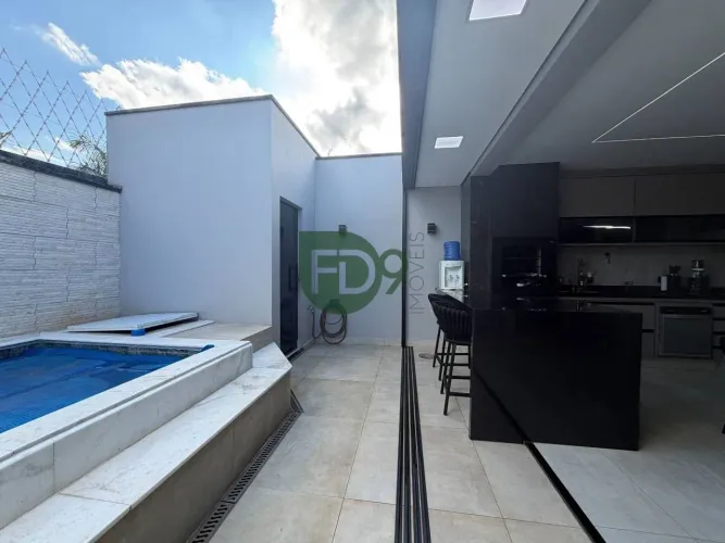 Casa com 2 quartos à venda, 55 m² por R$ 630.000 - Jardim Flamboyant- Nova Odessa/SP