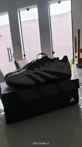 Chuteira Society Adidas Predator Club TF N°40