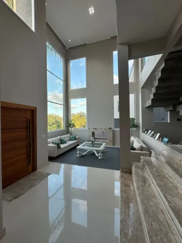 Associação Tarumã - Casa à venda no Condomínio Tarumã em Santana de Parnaíba, de 400m2, co