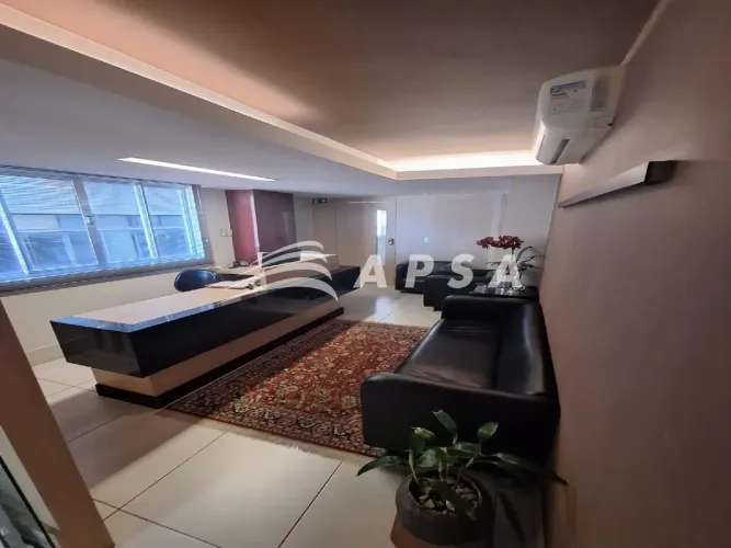 SALA PRONTA PARA USO. COM MESA , CADEIRA , VENTILADOR. SALA DE REUNIÃO. COZINHA COMPARTILH