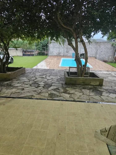 Casa ampla com piscina e grande área de lazer - Iguabinha / Araruama