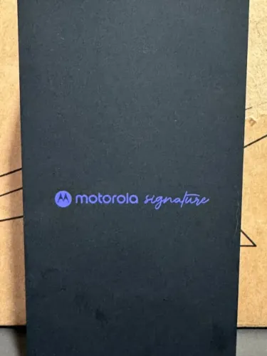 Motorola Signature 5G 512GB 24GB RAM - Novo Lacrado com NF - Verde Oliva