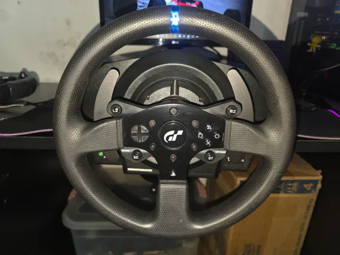 Thrustmaster T300 RS GT + Add-on Ferrari F1 + Pedal T3PA GT