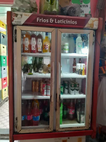 Vendo freezer em bom estado *