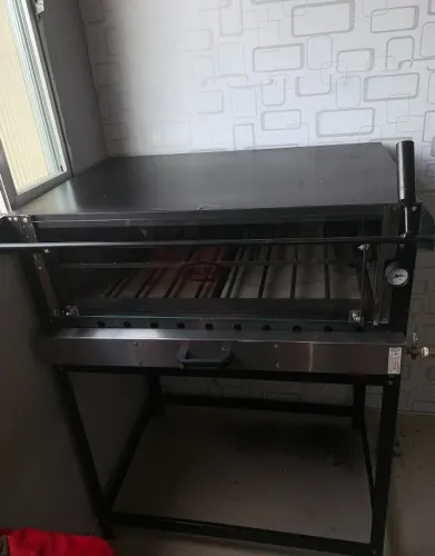 FORNO INDUSTRIAL A GÁS