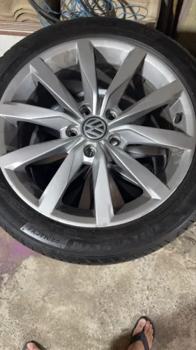 Jogo de rodas 17 originais VW Golf Tsi