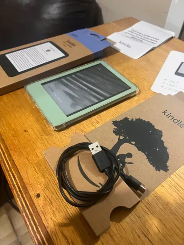Kindle Verde 16gb (Geração mais recente)