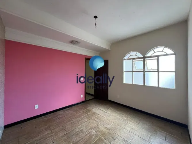CASA NO BAIRRO CAIÇARAS  150 m² | 3 QUARTOS | 3 SALAS | ACEITA PET