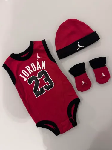 Body + Touca + Meias Jordan Original 0-6 meses