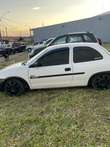 Chevrolet Corsa Super 1.0 MPFI / 2P E 4P 1997