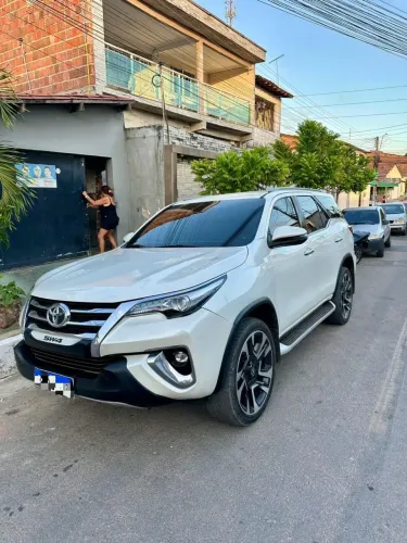 Toyota Hilux SW4 SRX 4X4 2.8 TDI 16V Dies. Aut. 2019