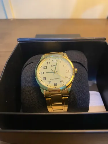 Relógio Casio Dourado