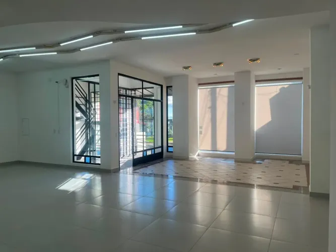 PONTO COMERCIAL AV MARINGÁ | 7.950,00 - Loja comercial para locação com 185 m² e excelente