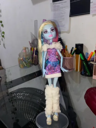 Boneca Abbey Monter high G1 