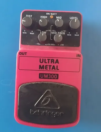 Pedal Ultra metal behringer