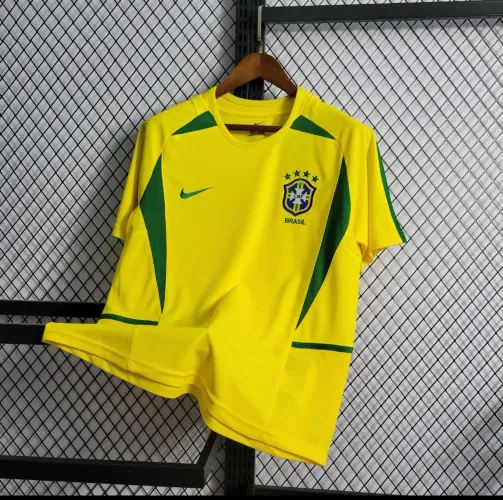 Camiseta Brasil retrô 2002