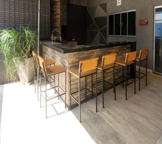 Banqueta industrial (madeira)