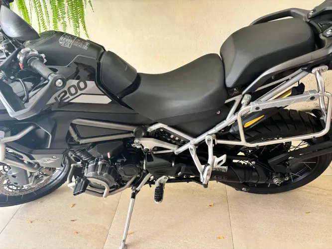Triumph Tiger 1200 Rally Pro.