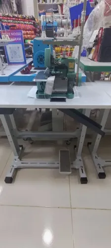 Máquina de costura overloque semi industrial 