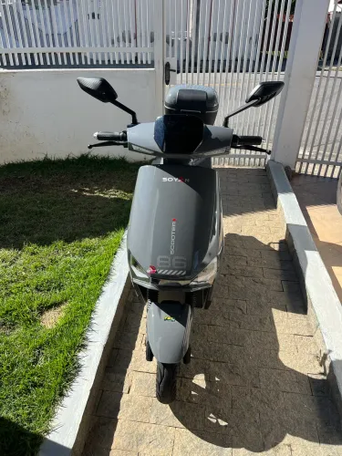 Scooter elétrica 