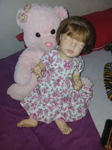 VENDE-SE BEBÊ REBORN SEMI NOVA, USADA POUCAS VEZES
