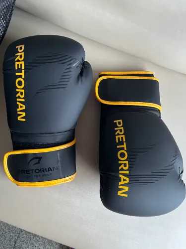 Luvas Artes Marciais novíssimas 