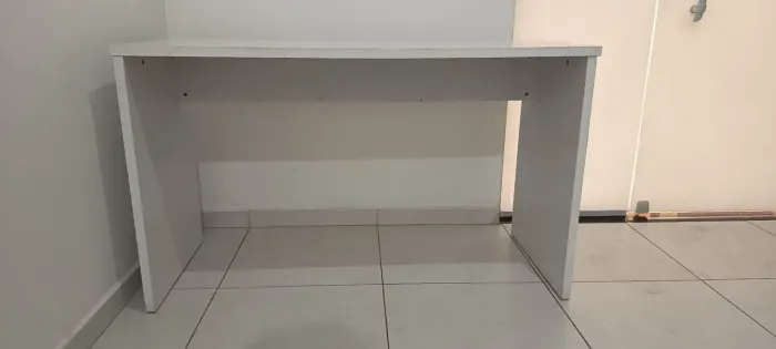 Mesa simples de escritório