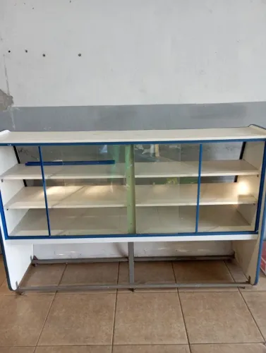 Vendo balcão para Bar, 300,00