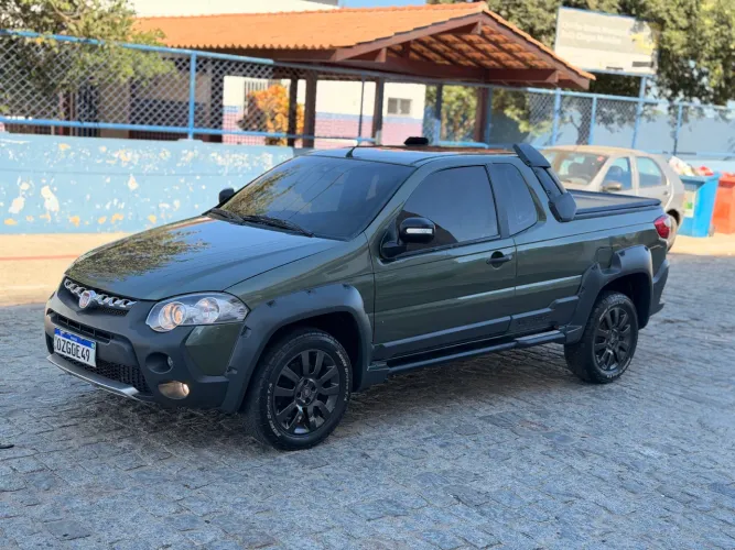 Fiat Strada Adventure 1.8/ 1.8 Locker Flex CE 2015