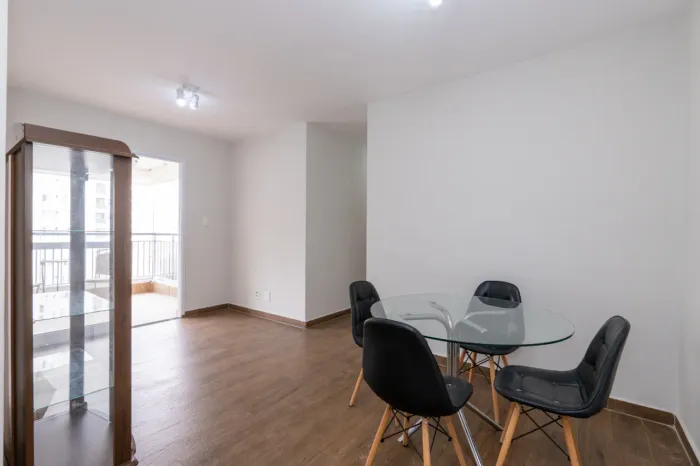 Apartamento para venda em Saúde com 2 quartos, sendo 1 suíte, 64m²