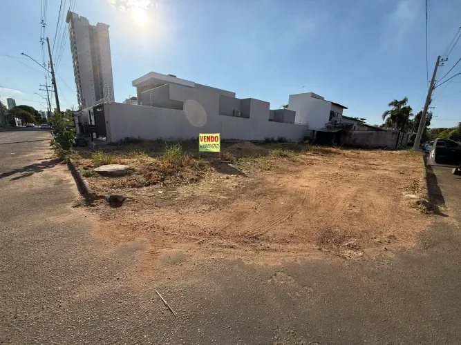 207 sul, ARSO 23, lote de ESQUINA, frente p Sul, registrado, murado em L