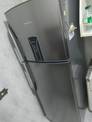 VENDO REFRIGERADOR FROST FREE