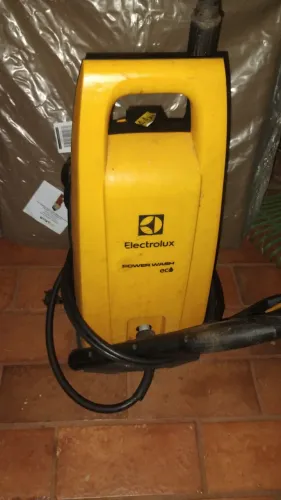Lavadora alta pressão Eletrolux